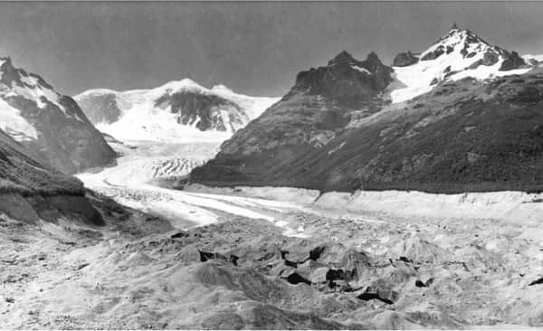 Glaciar Calluqueo senderismo y caminata en hielo 2
