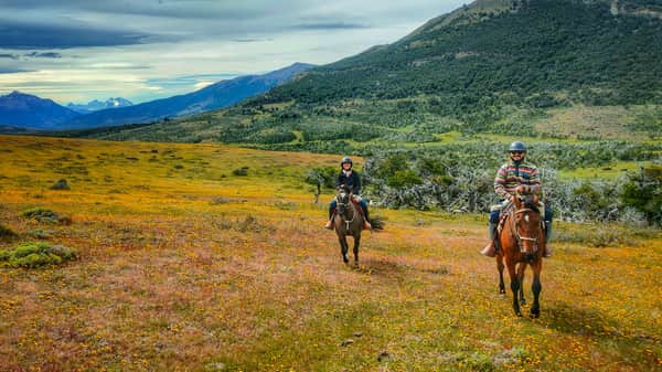 A caballo en una auténtica estancia patagonica !