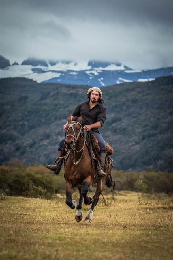 A caballo en una auténtica estancia patagonica ! 10